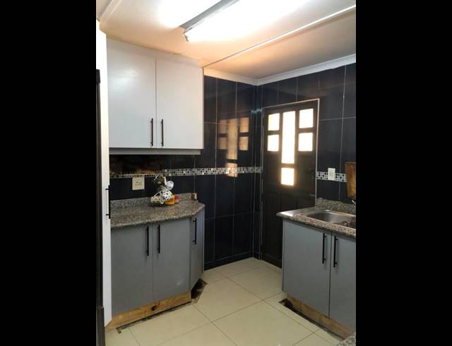 3 BEDROOM PROPERTY TO RENT IN UMLAZI BB